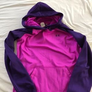 Woman’s sweatshirt